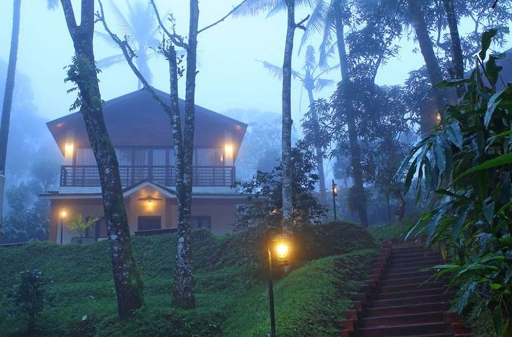 Carmelia Haven Resort Thekkady Exteriör bild