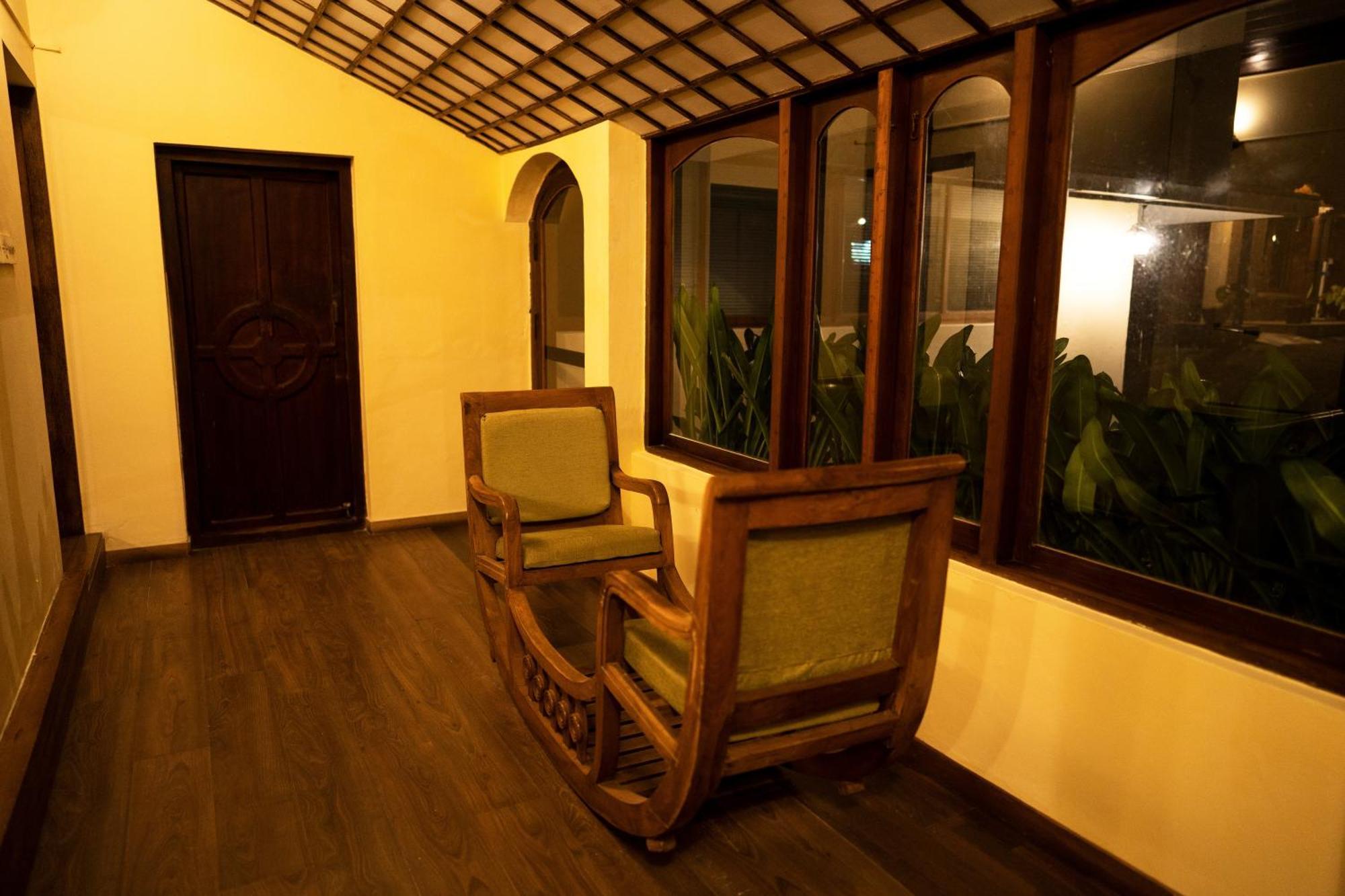 Carmelia Haven Resort Thekkady Exteriör bild