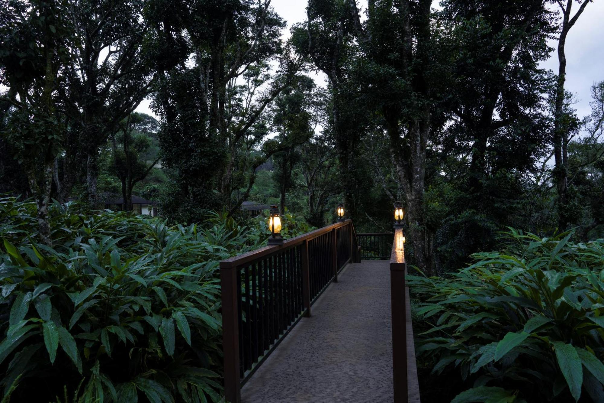Carmelia Haven Resort Thekkady Exteriör bild