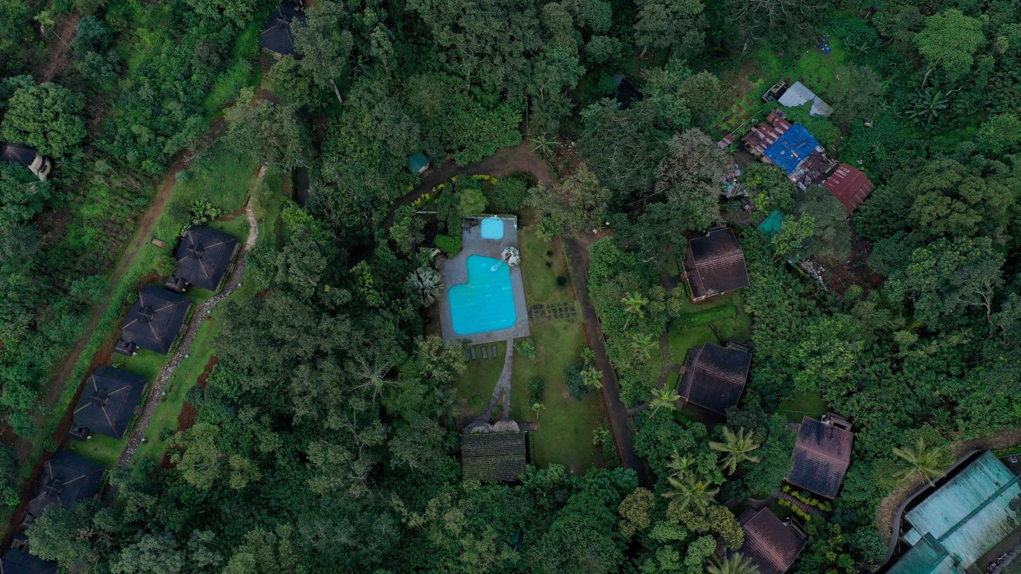 Carmelia Haven Resort Thekkady Exteriör bild