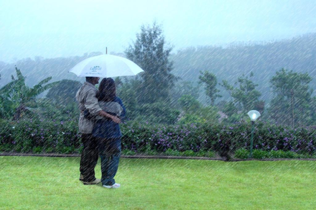 Carmelia Haven Resort Thekkady Exteriör bild
