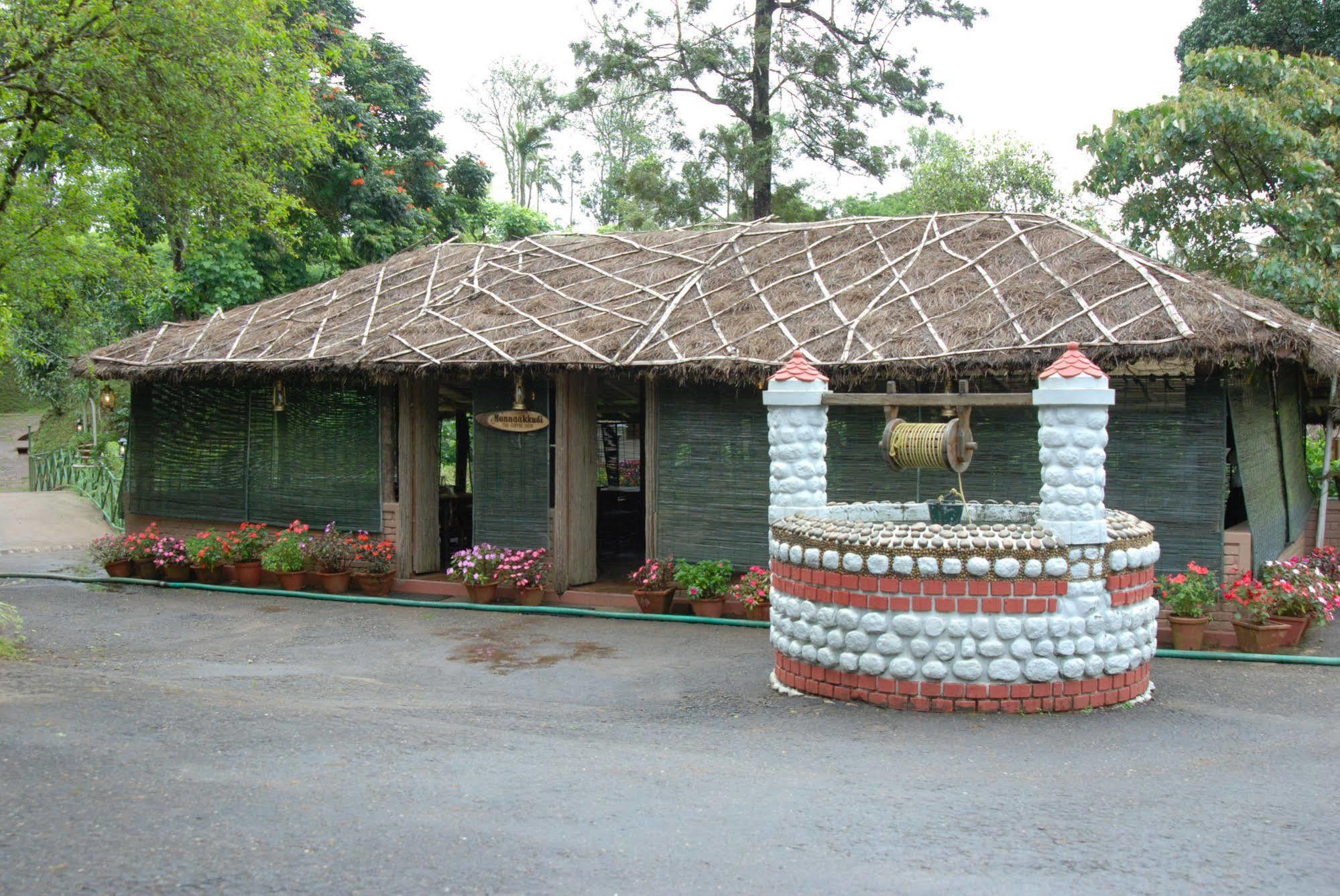 Carmelia Haven Resort Thekkady Exteriör bild