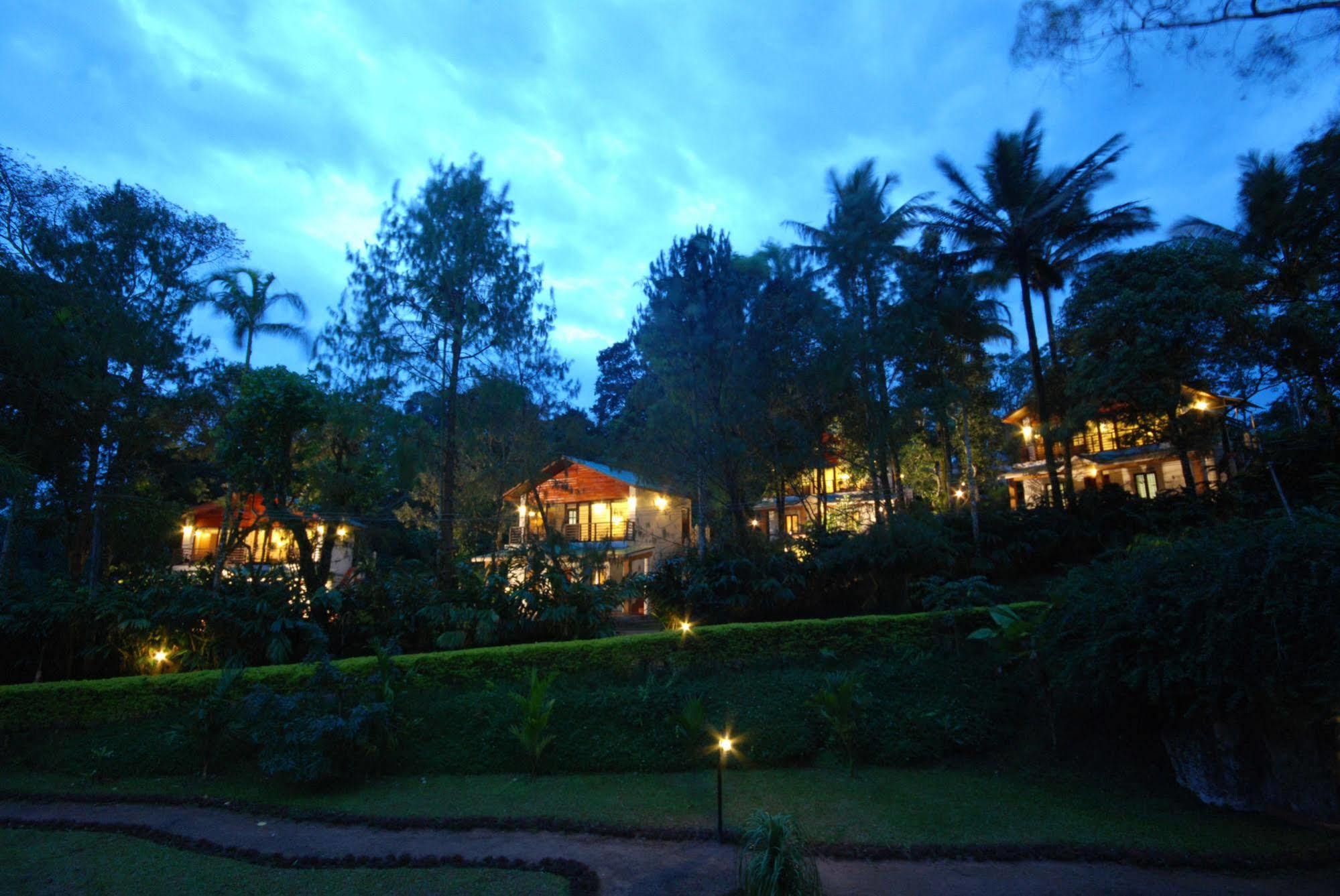 Carmelia Haven Resort Thekkady Exteriör bild